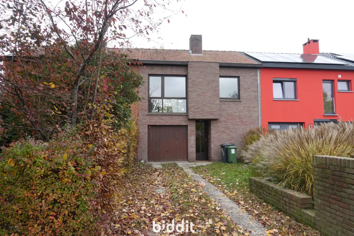 Huis te  koop in Mariakerke 9030 275000.00€ 2 slaapkamers m² - Zoekertje 632586