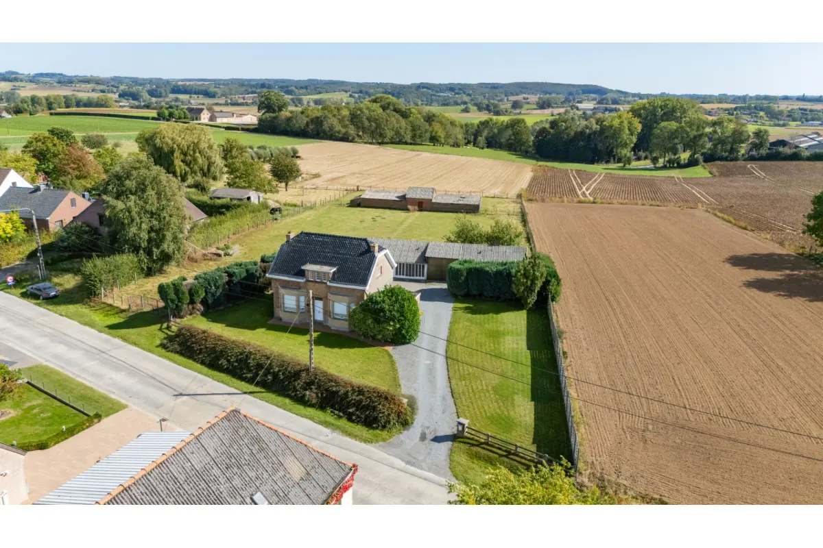 Huis te  koop in Nukerke 9681 698000.00€ 4 slaapkamers 200.00m² - Zoekertje 632124