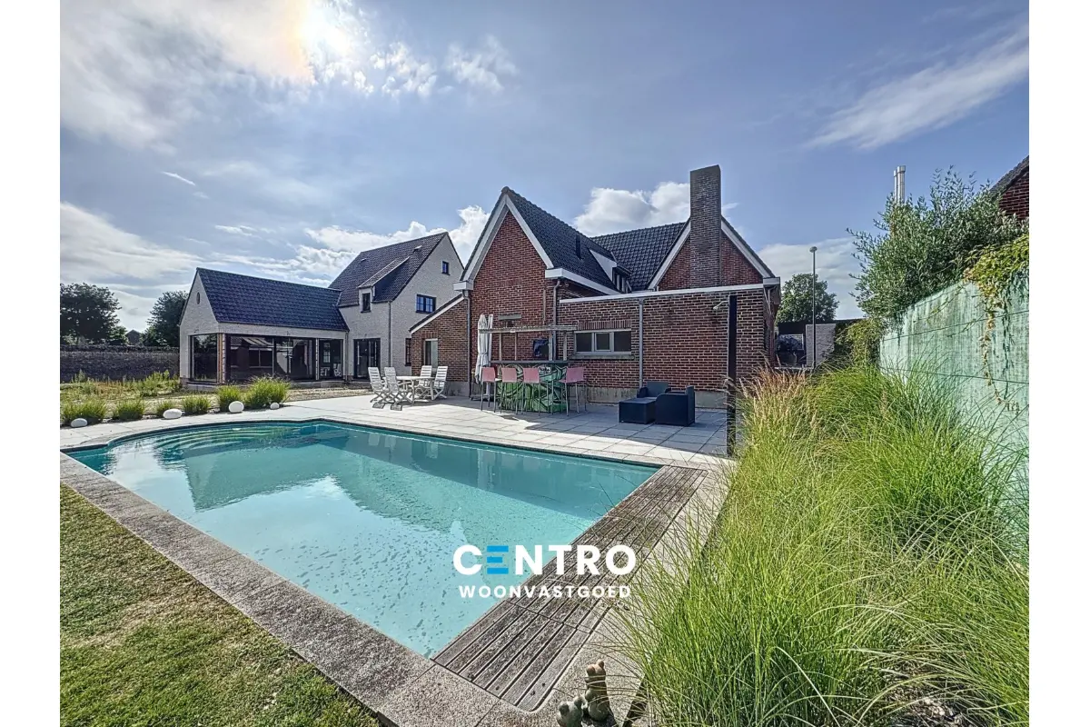 Huis te  koop in Maldegem 9990 358000.00€ 4 slaapkamers 216.00m² - Zoekertje 631973