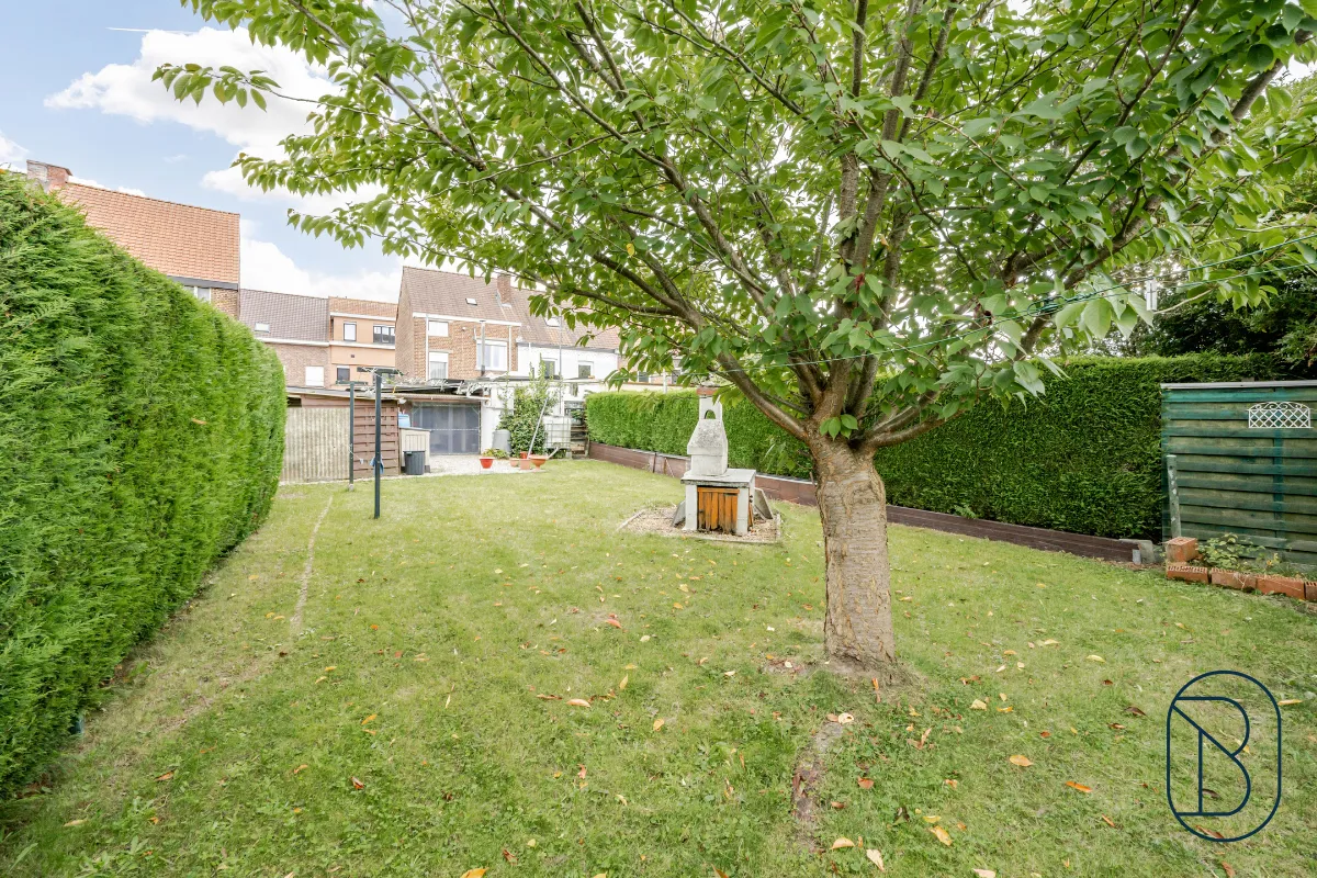 Huis te  koop in Ronse 9600 225000.00€ 2 slaapkamers 175.00m² - Zoekertje 632400