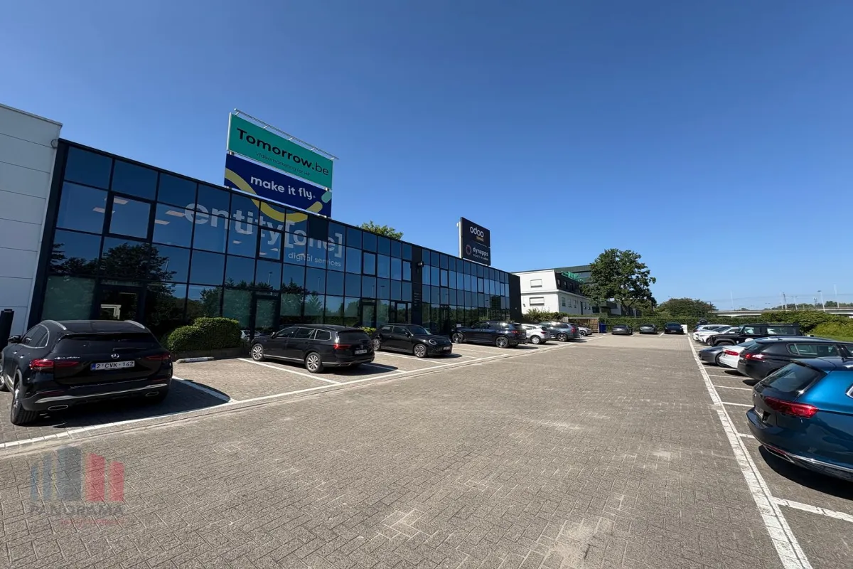 Handelszaak te  huur in Gent 9000 2930.00€  slaapkamers 237.00m² - Zoekertje 632757