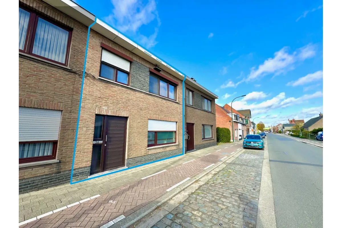 Huis te  koop in Waarschoot 9950 295000.00€ 3 slaapkamers 105.00m² - Zoekertje 633743