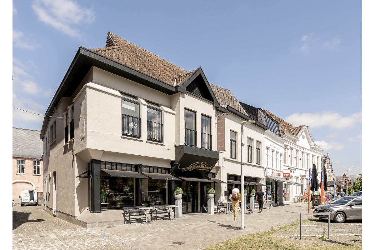 Handelszaak te  koop in Oudenaarde 9700 1850000.00€  slaapkamers 683.00m² - Zoekertje 634181