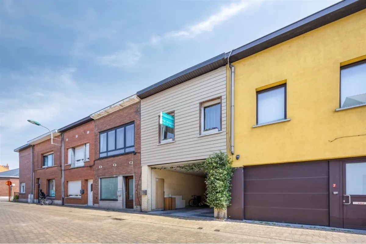 Huis te  koop in Aalst 9300 338000.00€ 3 slaapkamers 140.50m² - Zoekertje 634273