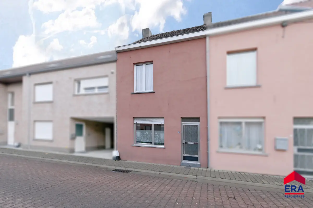 Huis te  koop in Eeklo 9900 149000.00€ 2 slaapkamers 119.00m² - Zoekertje 635277