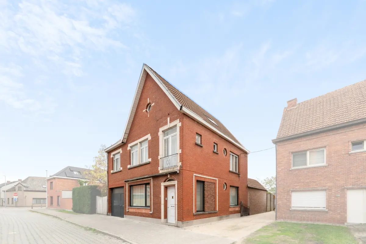 Huis te  koop in Zele 9240 475000.00€ 5 slaapkamers 320.00m² - Zoekertje 635680