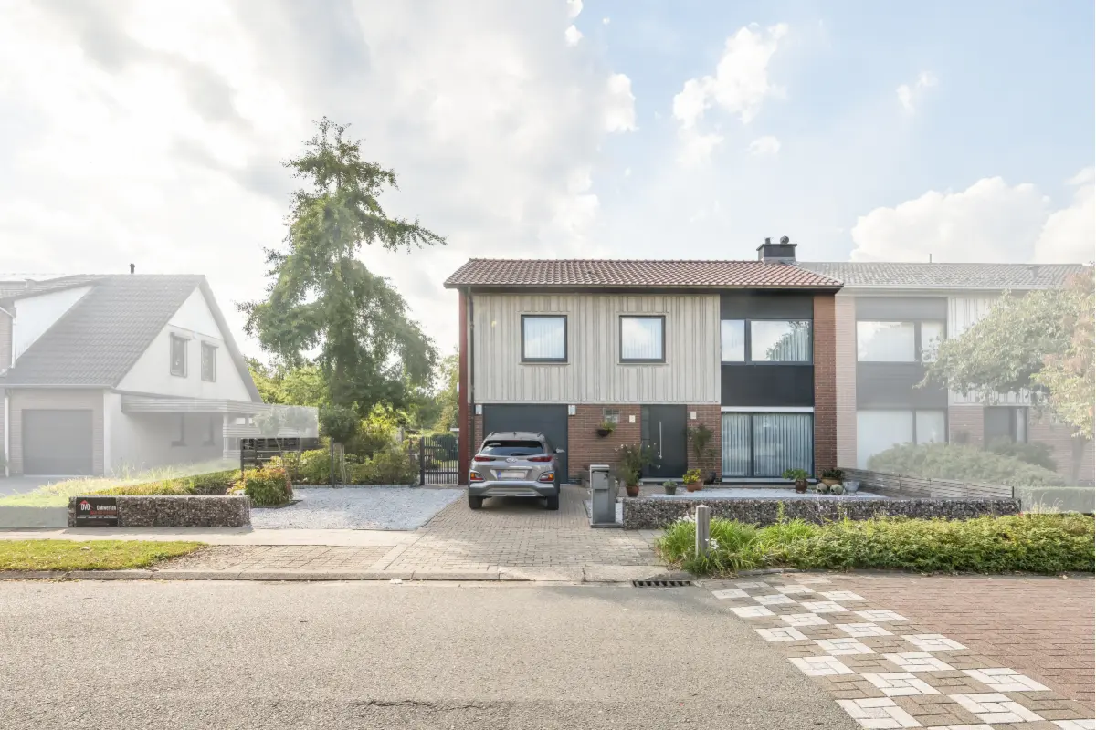 Huis te  koop in Stekene 9190 425000.00€ 3 slaapkamers 180.00m² - Zoekertje 636170