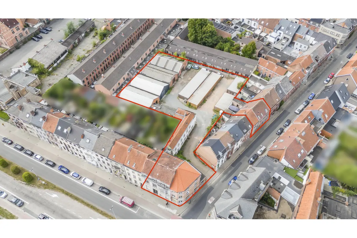 Appartement te  koop in Dendermonde 9200 1900000.00€ 0 slaapkamers 2450.00m² - Zoekertje 636518