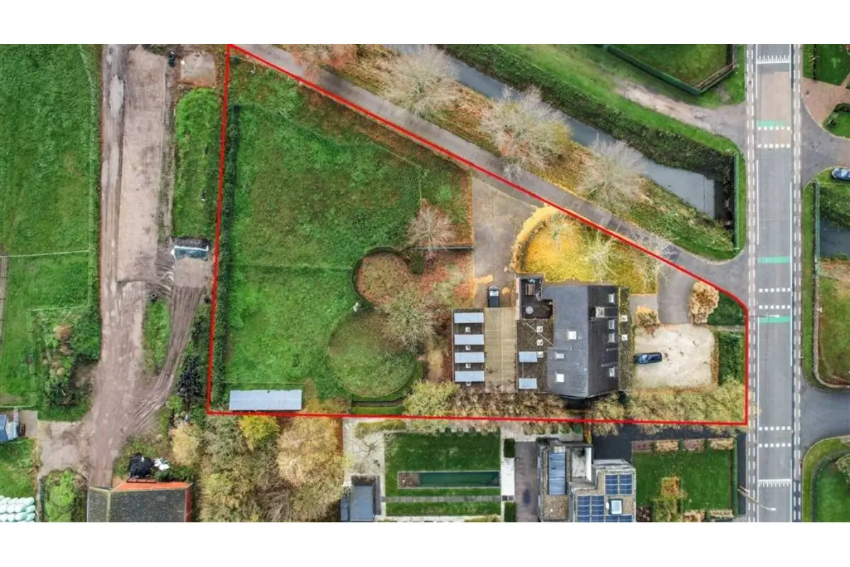 Handelszaak te  koop in Sint-Gillis-Waas 9170 895000.00€ 3 slaapkamers 490.00m² - Zoekertje 636331