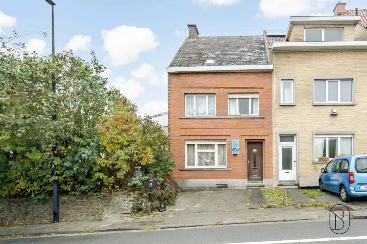 Huis te  koop in Ronse 9600 199500.00€ 3 slaapkamers 180.00m² - Zoekertje 636730