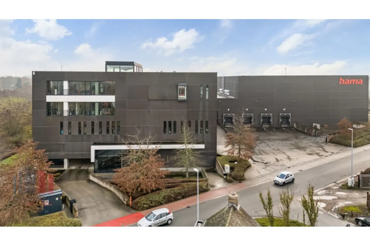 Handelszaak te  koop in Wetteren 9230 0.00€  slaapkamers 9471.00m² - Zoekertje 636797