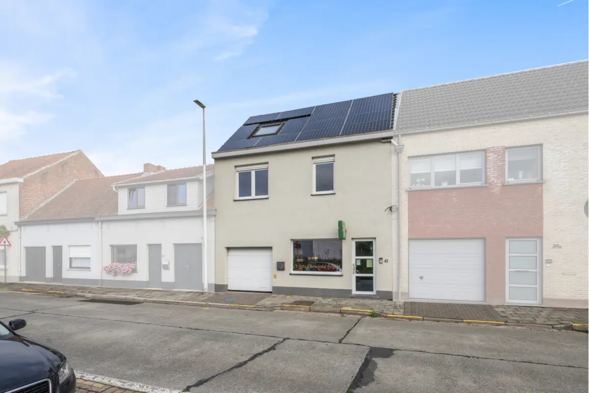 Huis te  koop in Moerbeke-Waas 9180 275000.00€ 3 slaapkamers 136.00m² - Zoekertje 637030