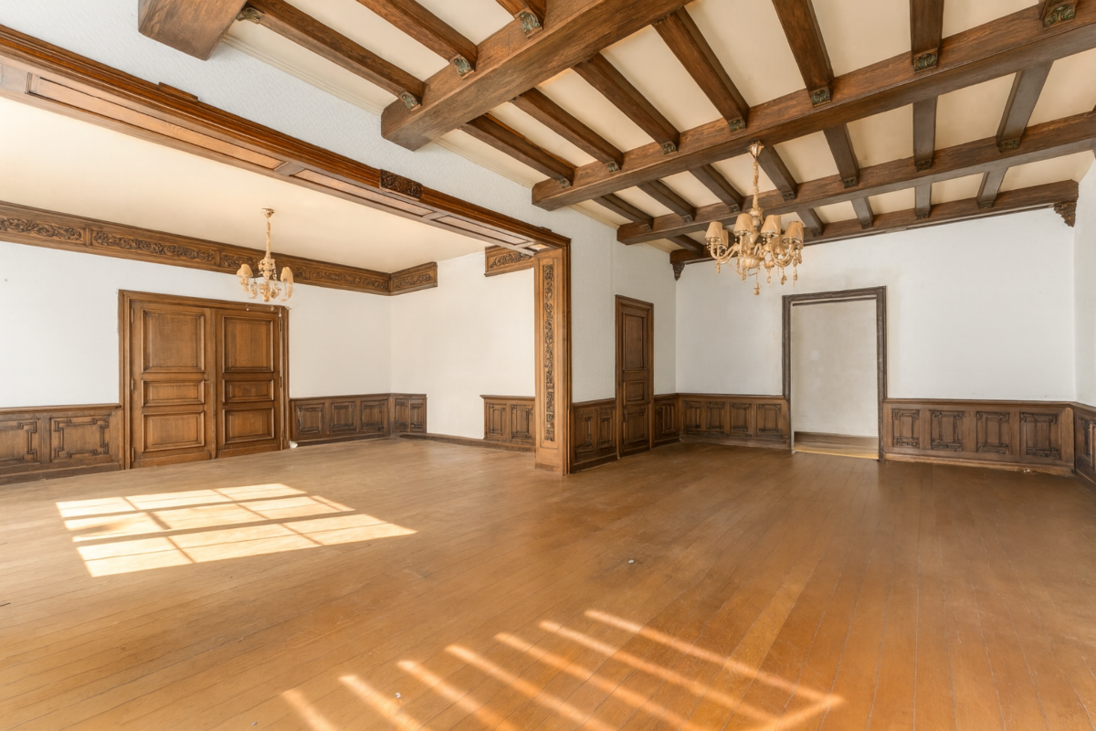 Huis te  koop in Ronse 9600 350000.00€ 7 slaapkamers 420.00m² - Zoekertje 636731