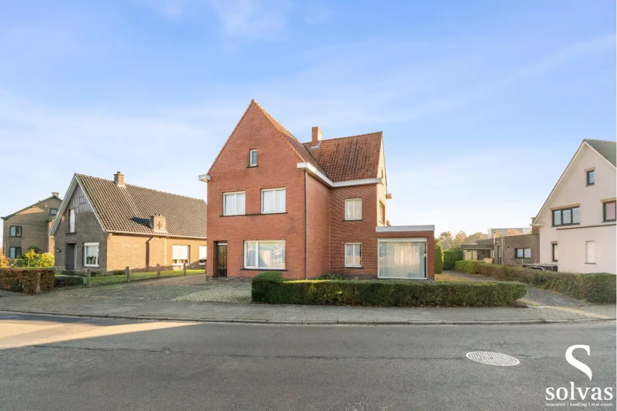 Huis te  in Lembeke 9971 280000.00€ 4 slaapkamers 280.00m² - Zoekertje 637226