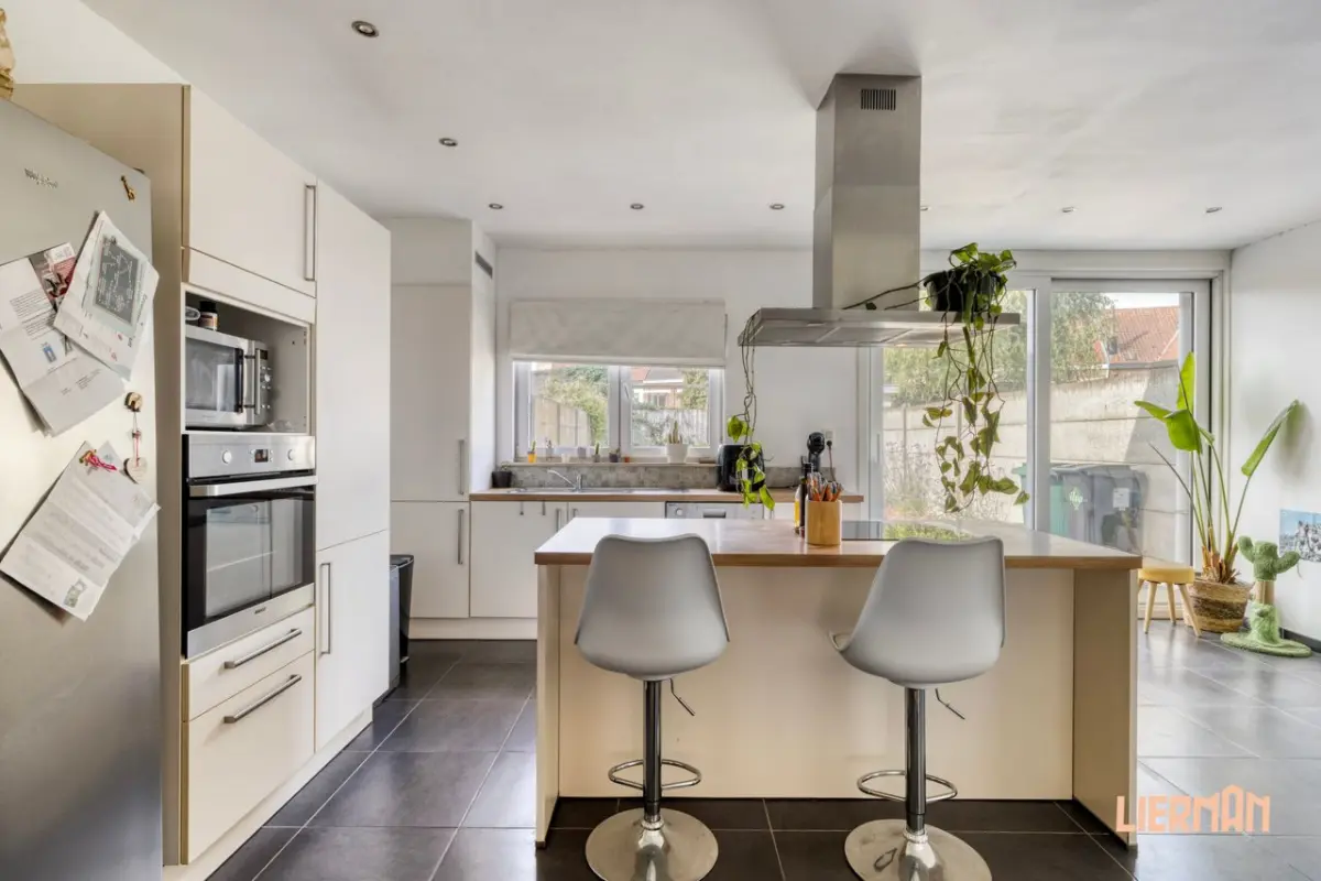 Huis te  koop in Aalst 9300 339750.00€ 5 slaapkamers 170.00m² - Zoekertje 637608