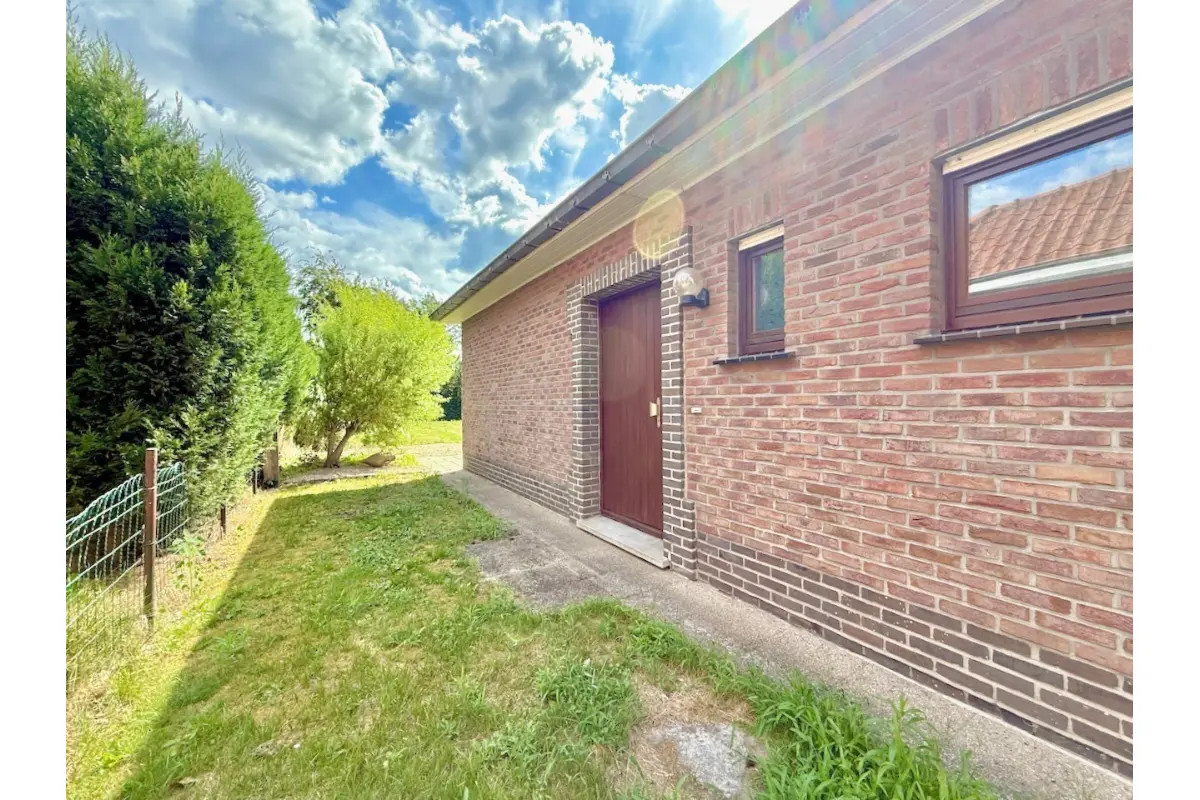 Huis te  koop in Ertvelde 9940 310000.00€ 3 slaapkamers 127.00m² - Zoekertje 637173