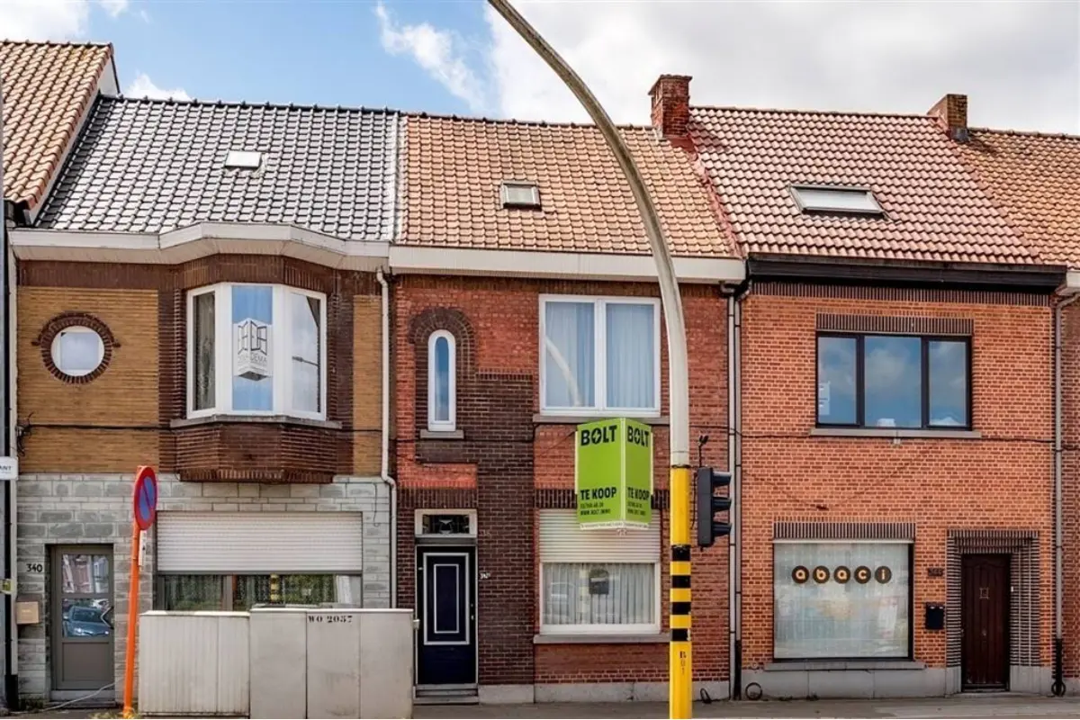 Huis te  koop in Sint-Niklaas 9100 185000.00€ 3 slaapkamers 147.00m² - Zoekertje 637366