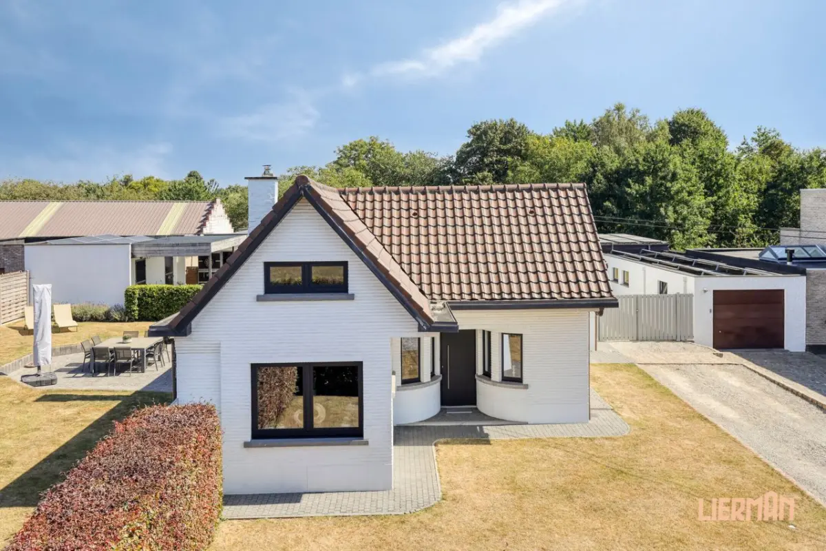 Huis te  koop in Erpe-Mere 9420 595000.00€ 6 slaapkamers 220.00m² - Zoekertje 637625