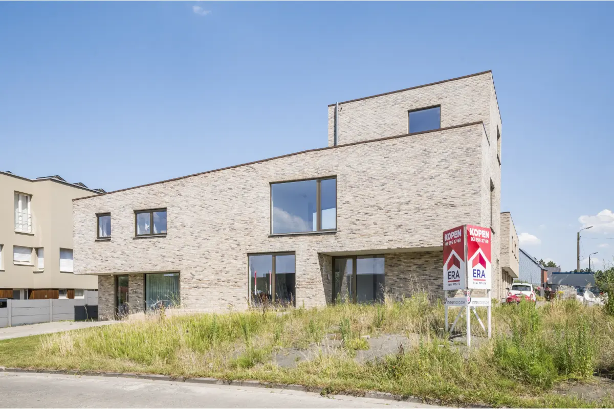 Huis te  koop in Lebbeke 9280 250000.00€ 4 slaapkamers 207.00m² - Zoekertje 639064