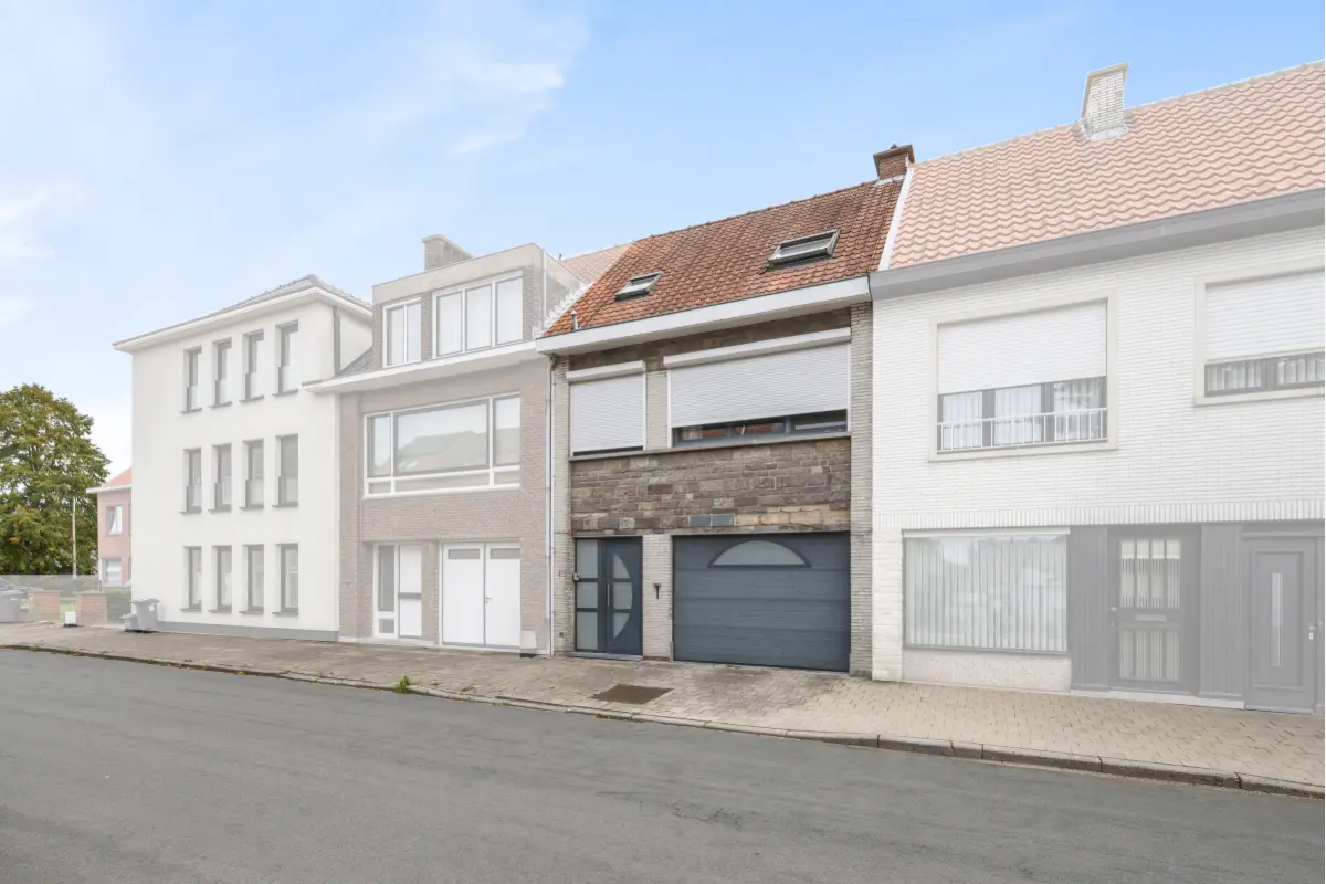 Huis te  koop in Sint-Niklaas 9100 375000.00€ 4 slaapkamers 165.00m² - Zoekertje 639038