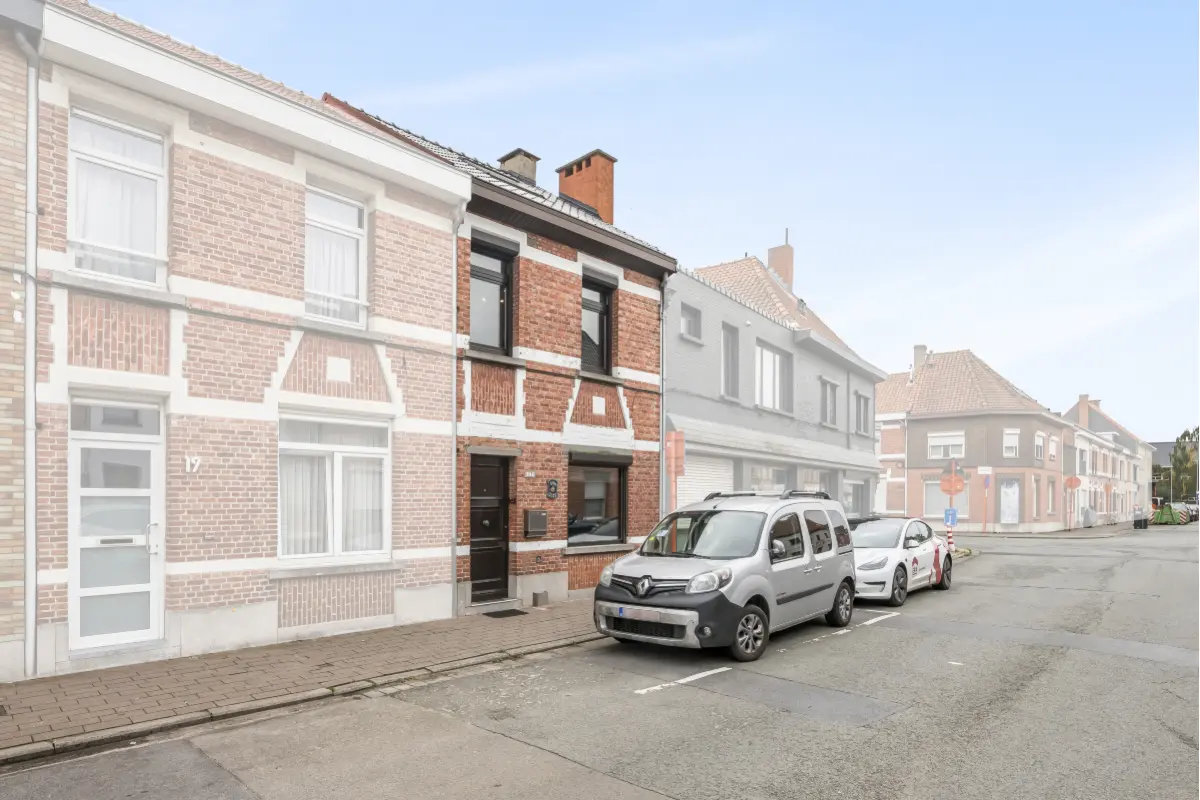 Huis te  koop in Sint-Niklaas 9100 175000.00€ 3 slaapkamers 110.00m² - Zoekertje 638454