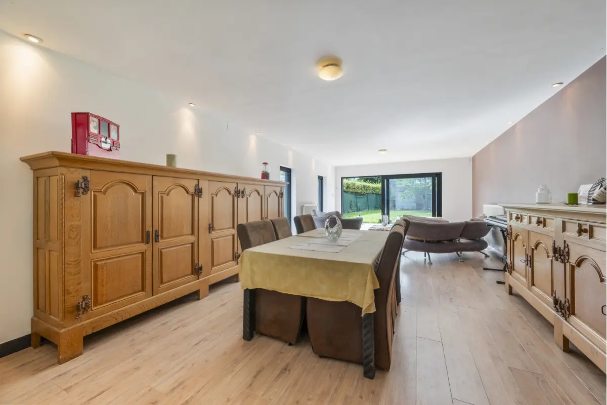 Huis te  koop in Nieuwkerken-Waas 9100 369000.00€ 4 slaapkamers 120.00m² - Zoekertje 638460