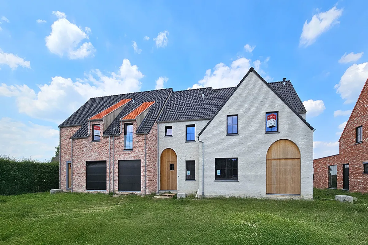 Huis te  koop in Bachte-Maria-Leerne 9800 585000.00€ 4 slaapkamers 209.00m² - Zoekertje 638743