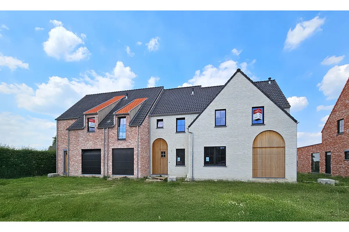 Huis te  koop in Bachte-Maria-Leerne 9800 585000.00€ 4 slaapkamers 209.00m² - Zoekertje 638743