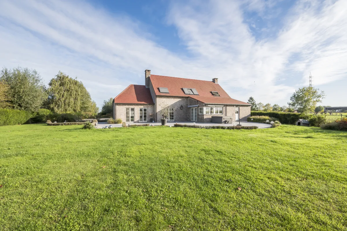 Huis te  koop in Belsele 9111 899000.00€ 2 slaapkamers 400.00m² - Zoekertje 639036