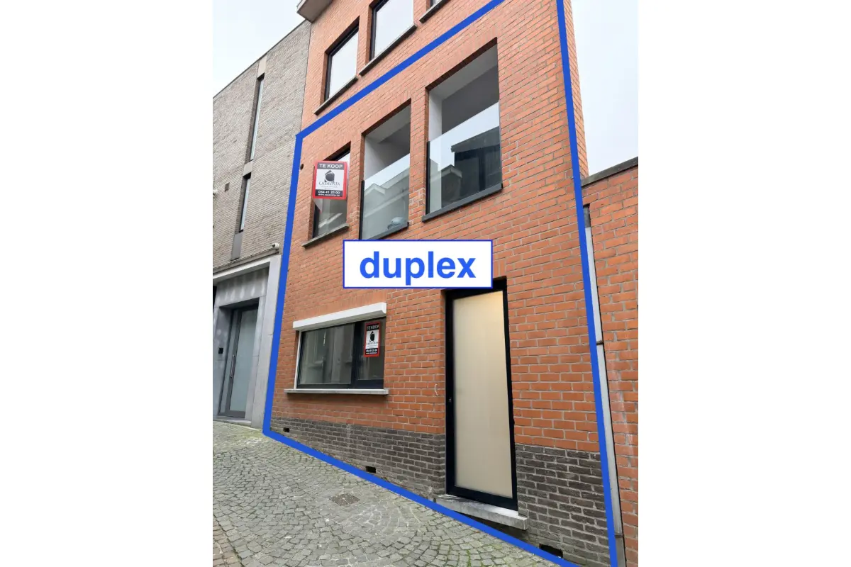 Appartement te  koop in Geraardsbergen 9500 220000.00€ 1 slaapkamers 85.00m² - Zoekertje 638488