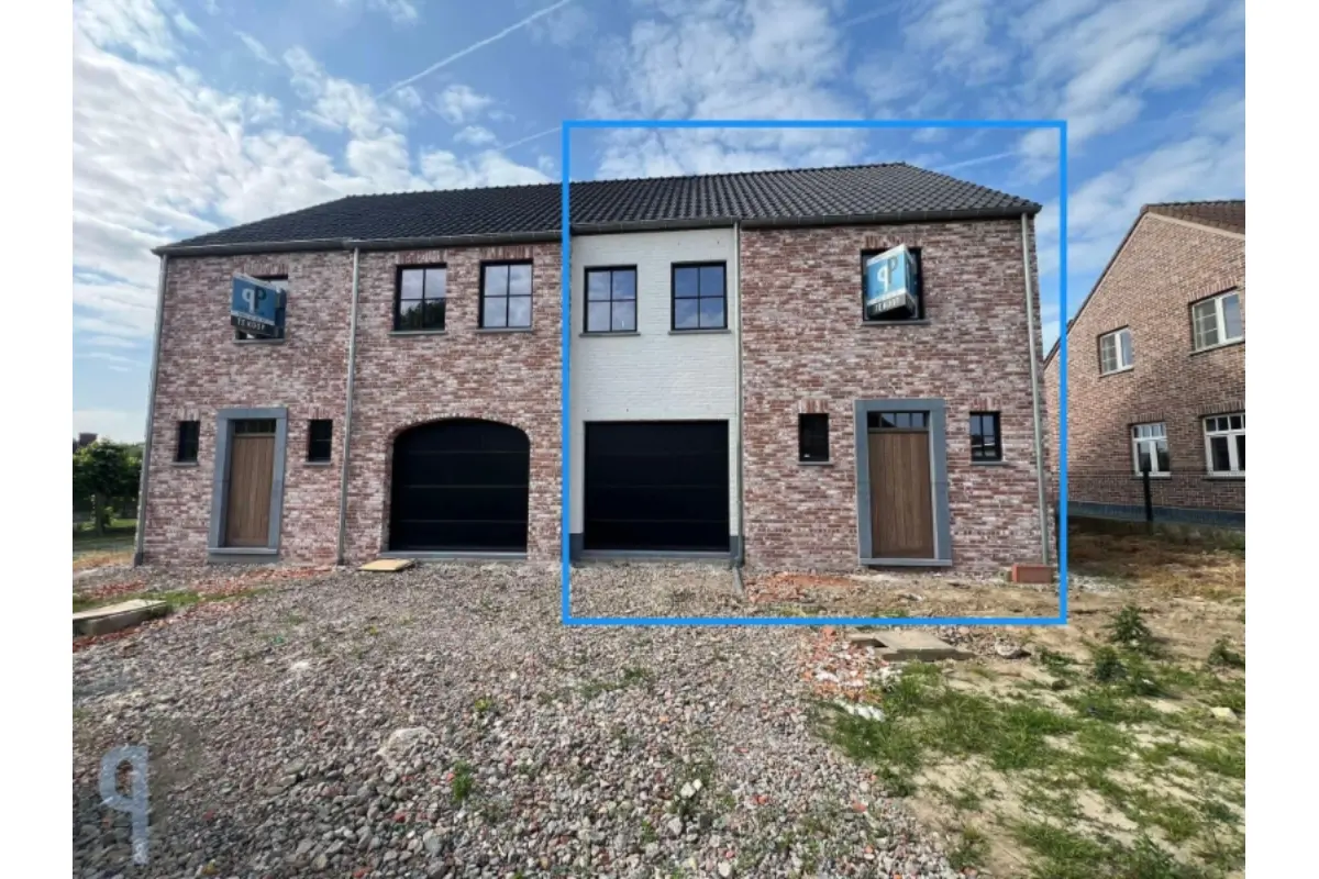 Huis te  in Zwalm 9630 466500.00€ 4 slaapkamers 193.00m² - Zoekertje 639856