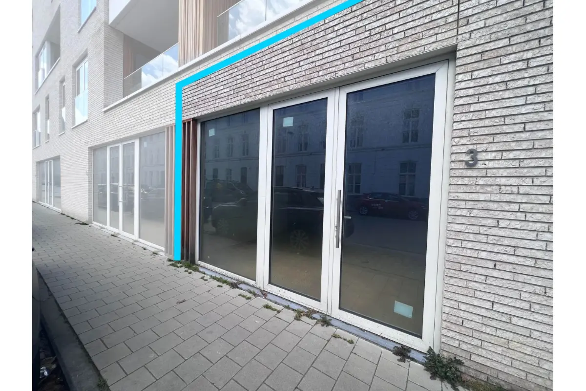 Handelszaak te  koop in Gent 9000 340000.00€  slaapkamers 120.00m² - Zoekertje 639878