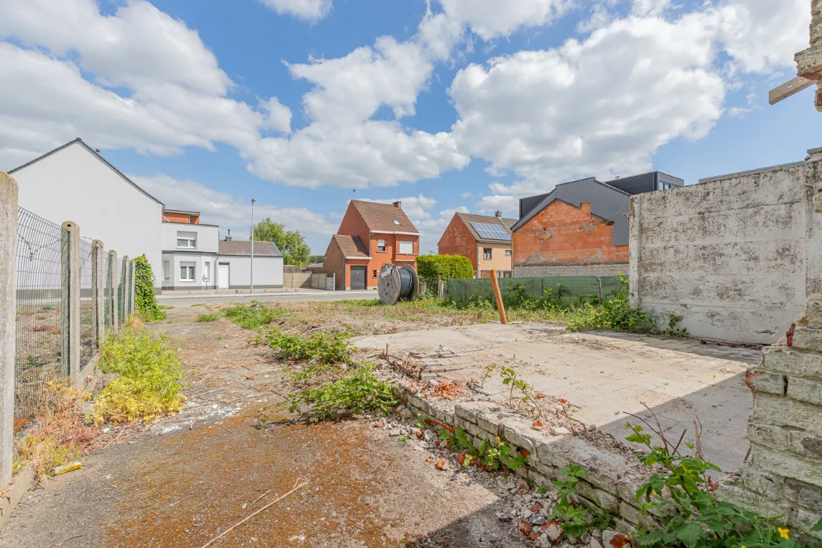 Grond te  koop in Denderleeuw 9470 99000.00€  slaapkamers m² - Zoekertje 639739