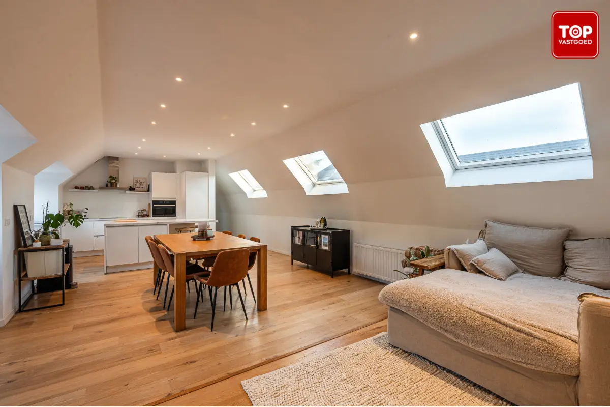 Appartement te  koop in Merelbeke 9820 325000.00€ 2 slaapkamers 133.00m² - Zoekertje 641037