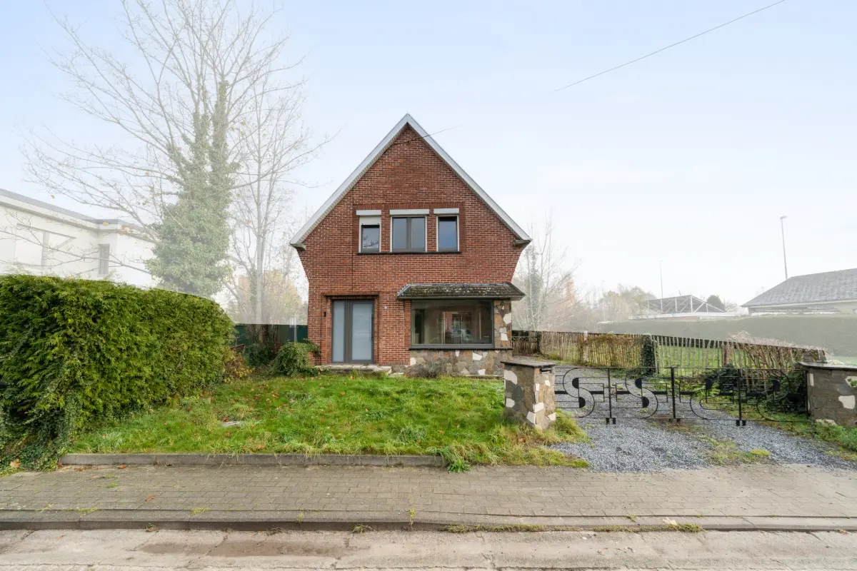 Huis te  koop in Dendermonde 9200 325000.00€ 2 slaapkamers 120.00m² - Zoekertje 641580