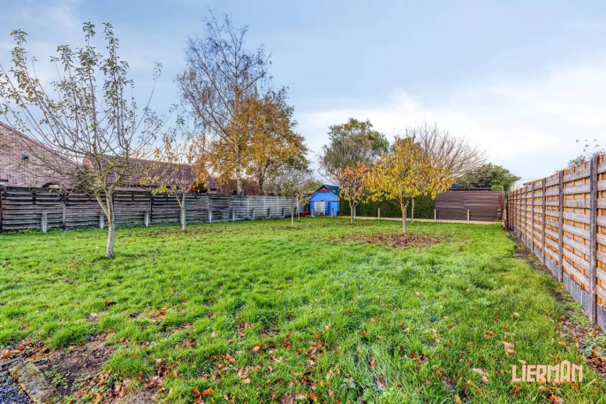 Grond te  koop in Sint-Laureins 9980 265000.00€  slaapkamers m² - Zoekertje 640862