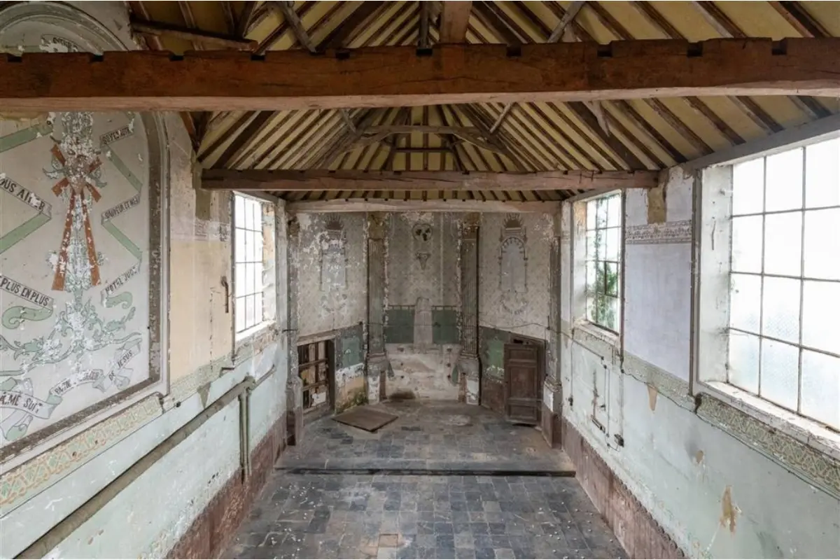 Huis te  koop in Sint-Blasius-Boekel 9630 269000.00€ 5 slaapkamers 528.00m² - Zoekertje 641367