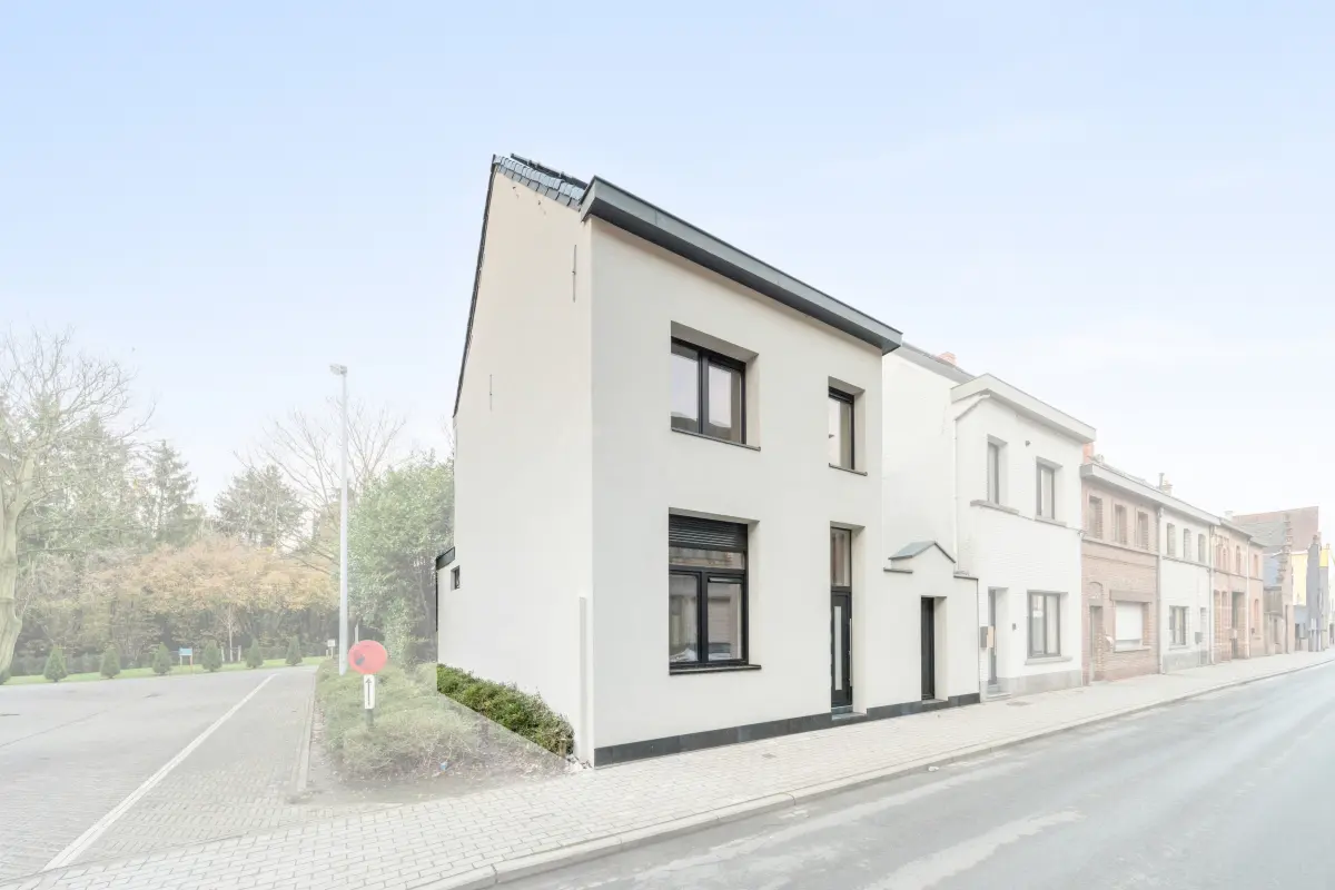 Huis te  koop in Dendermonde 9200 325000.00€ 3 slaapkamers 122.00m² - Zoekertje 641993