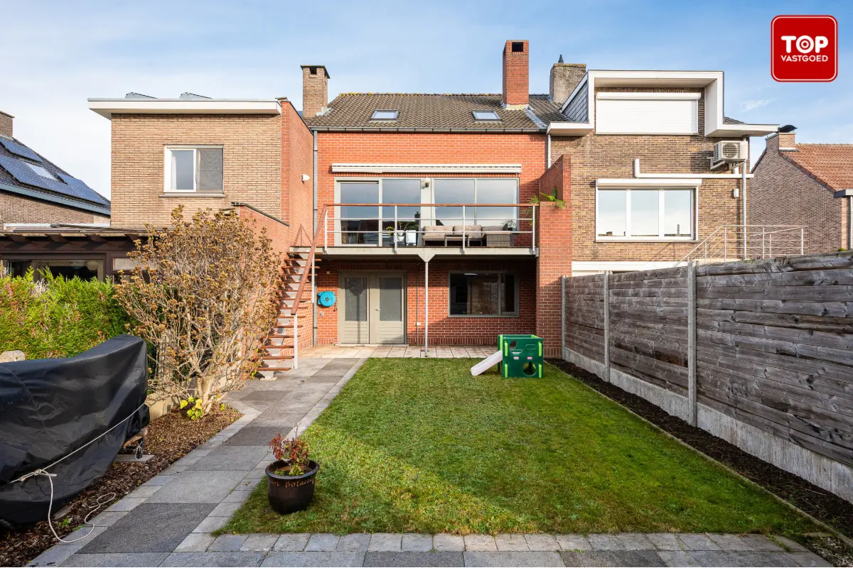 Huis te  koop in Wondelgem 9032 495000.00€ 3 slaapkamers 198.00m² - Zoekertje 643991