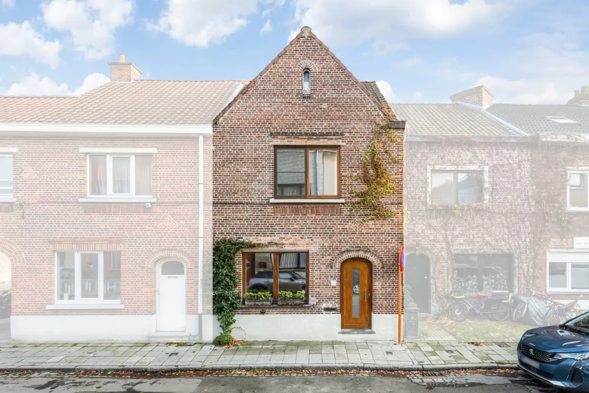 Huis te  koop in Gentbrugge 9050 398000.00€ 3 slaapkamers 140.00m² - Zoekertje 643611