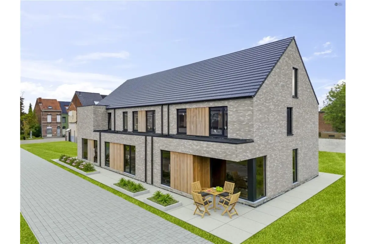 Huis te  koop in Sint-Niklaas 9100 516232.00€ 4 slaapkamers 217.00m² - Zoekertje 643846