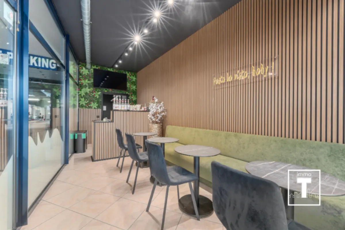 Handelszaak te  koop in Ledeberg 9050 140000.00€  slaapkamers 40.00m² - Zoekertje 643717