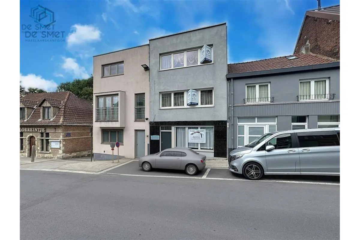 Appartement te  koop in Geraardsbergen 9500 495000.00€ 5 slaapkamers 274.02m² - Zoekertje 644238