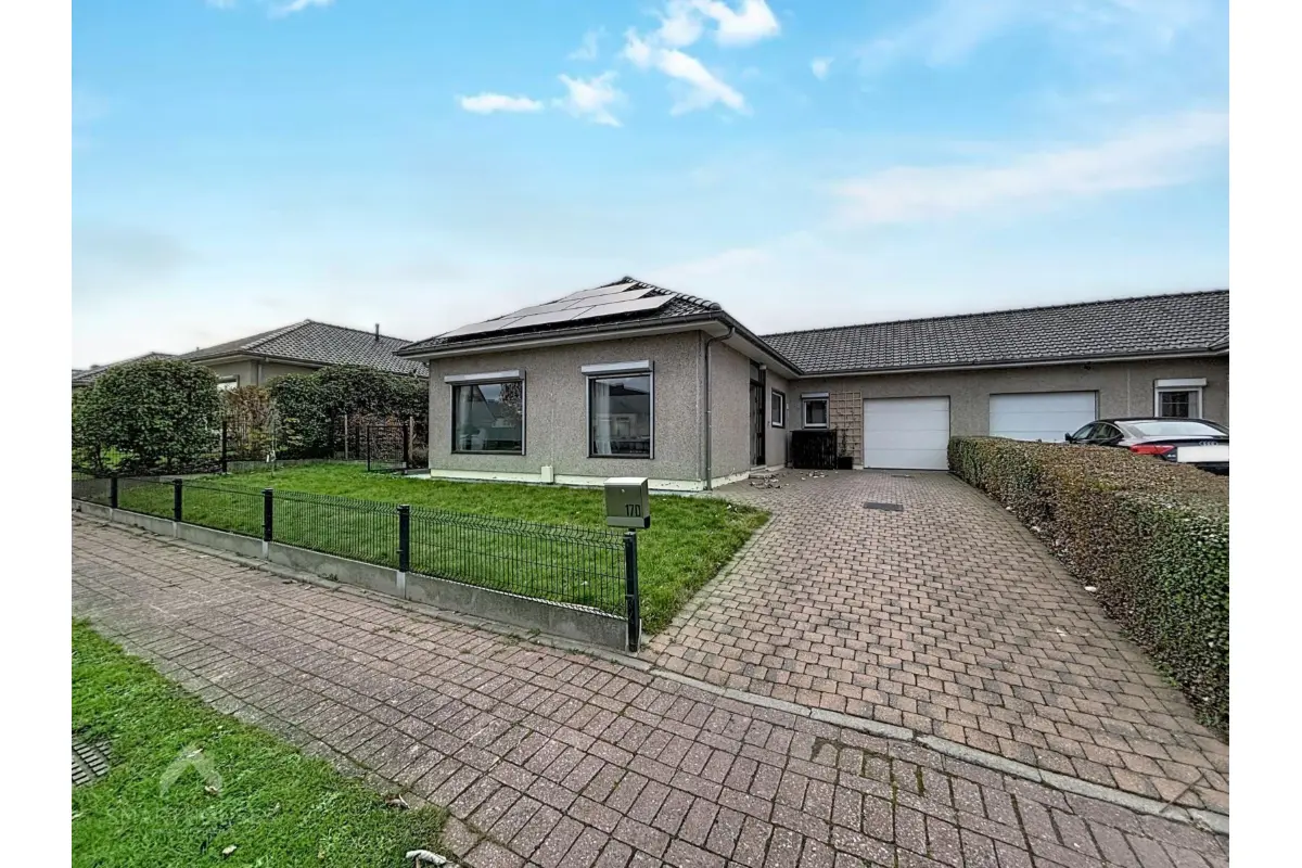 Huis te  koop in Ronse 9600 349000.00€ 3 slaapkamers 135.00m² - Zoekertje 643930