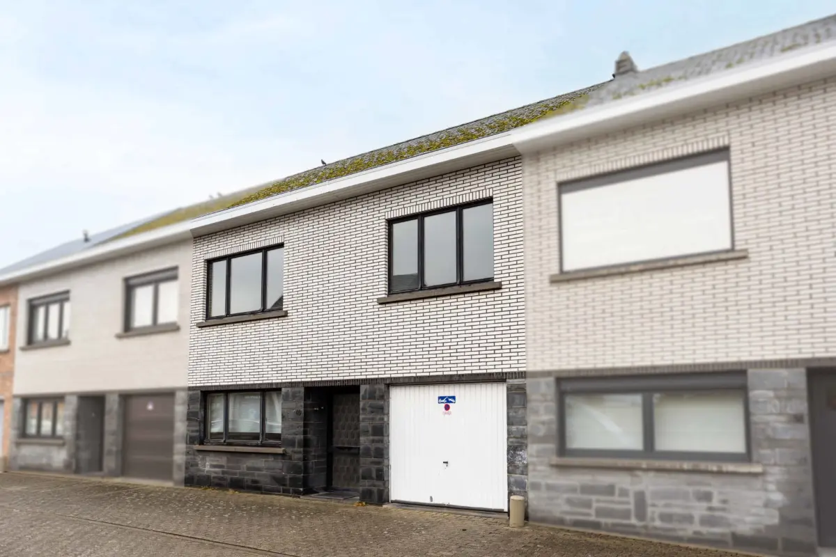 Huis te  koop in Geraardsbergen 9500 195000.00€ 3 slaapkamers 160.00m² - Zoekertje 643608