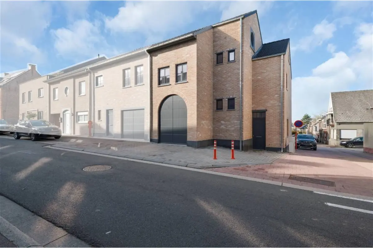 Huis te  koop in Erpe-Mere 9420 350000.00€ 3 slaapkamers 153.70m² - Zoekertje 644596