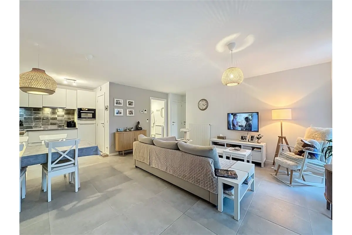 Appartement te  koop in Sint-Niklaas 9100 239000.00€ 1 slaapkamers 66.00m² - Zoekertje 644487