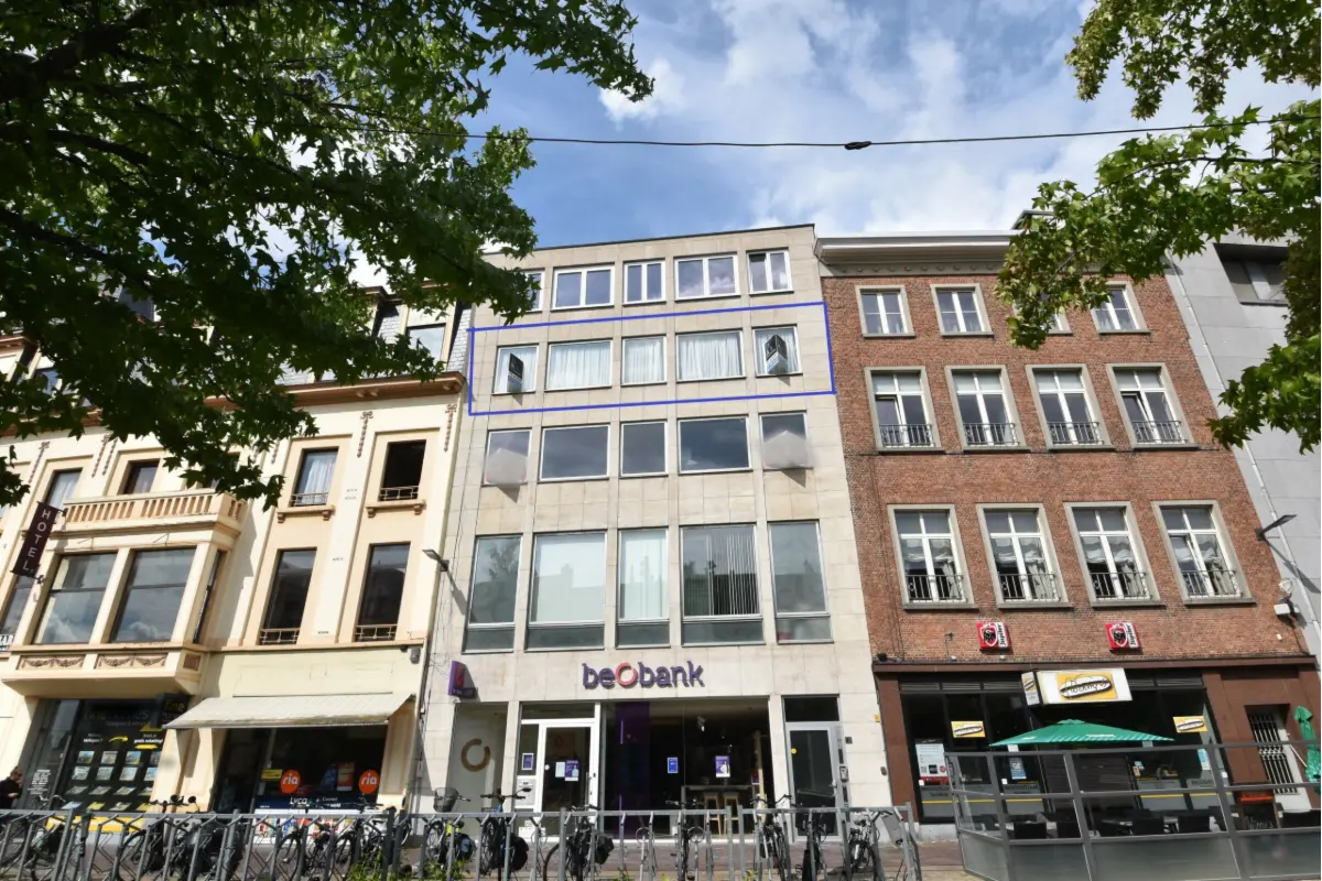 Appartement te  koop in Sint-Niklaas 9100 225000.00€  slaapkamers m² - Zoekertje 644952