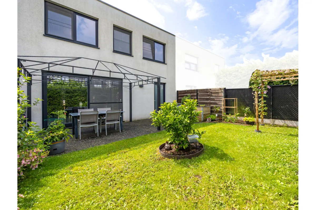 Huis te  koop in Geraardsbergen 9500 399999.00€ 4 slaapkamers 192.00m² - Zoekertje 645822