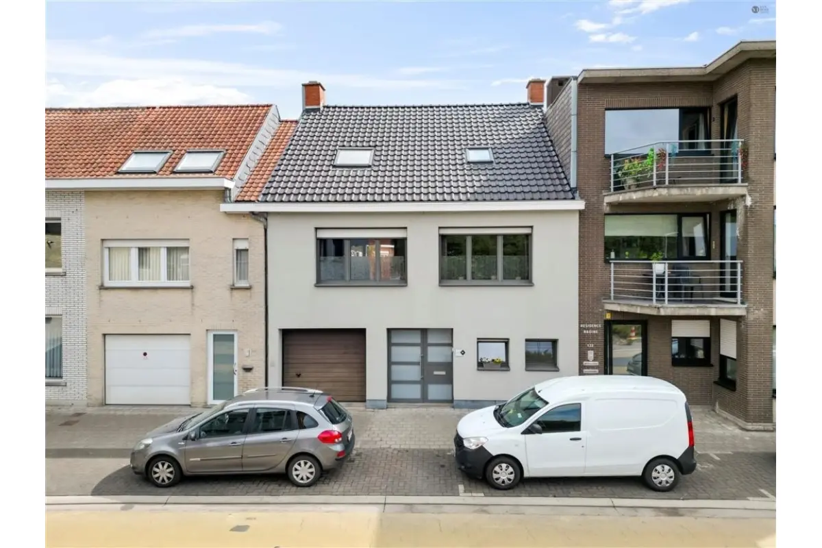 Huis te  koop in Stekene 9190 379000.00€ 3 slaapkamers 230.00m² - Zoekertje 645706